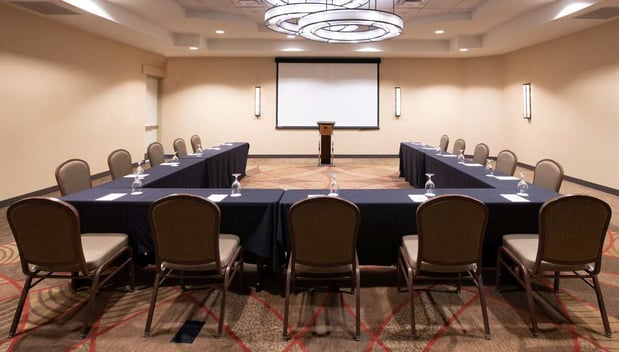 Images DoubleTree by Hilton Hotel & Suites Charleston Airport
