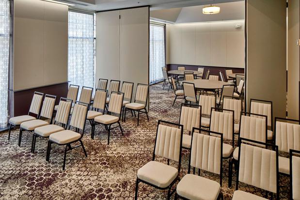 Images Hotel Indigo Cleveland Downtown by IHG