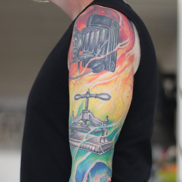 Images Thirteen Roses Tattoo & Aesthetics