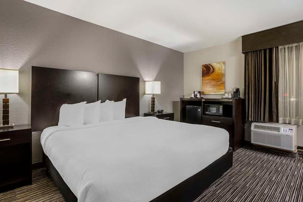 Images Best Western Plus Jonesboro Inn & Suites