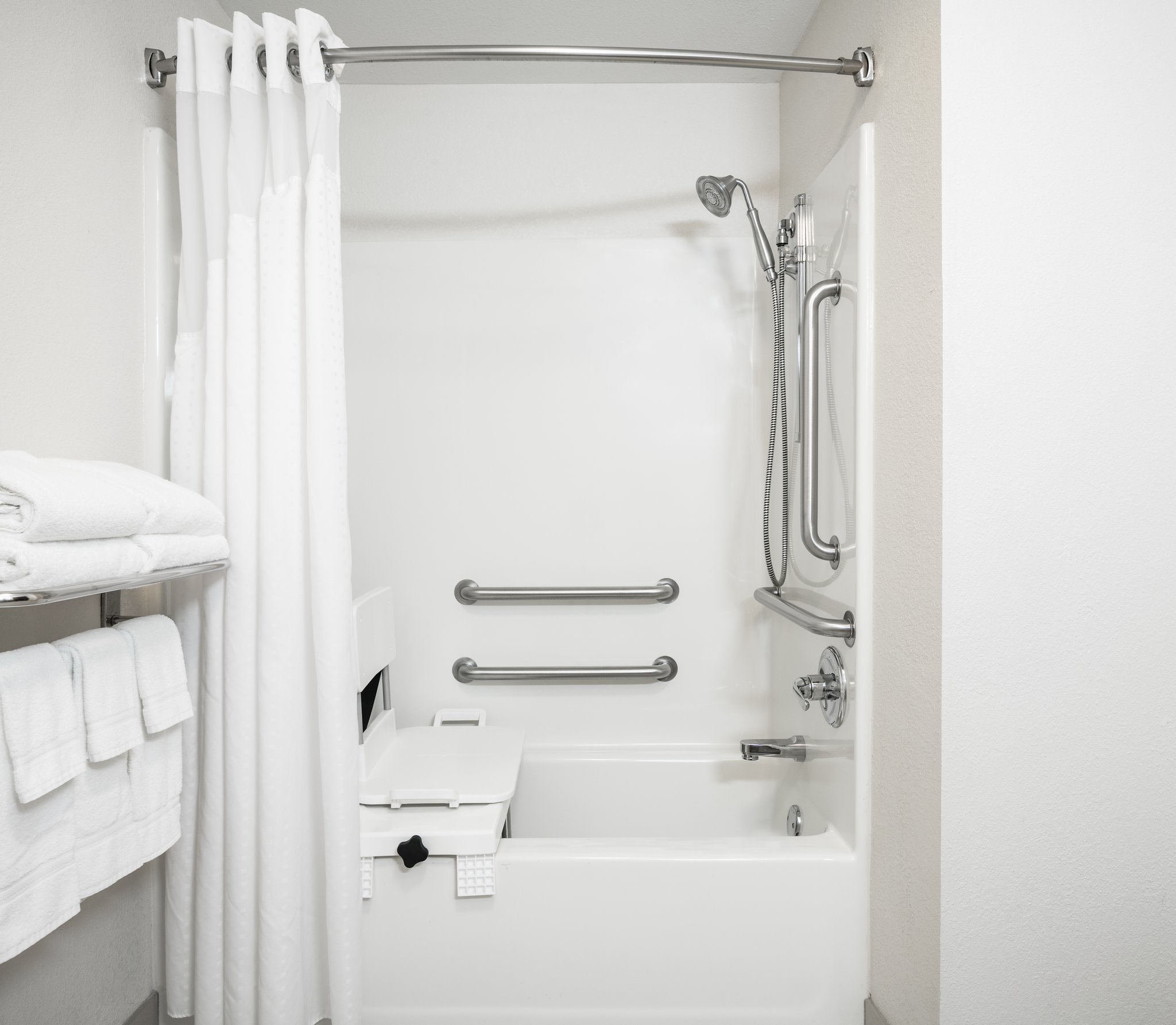 Holiday Inn Express & Suites Clinton by IHG Image