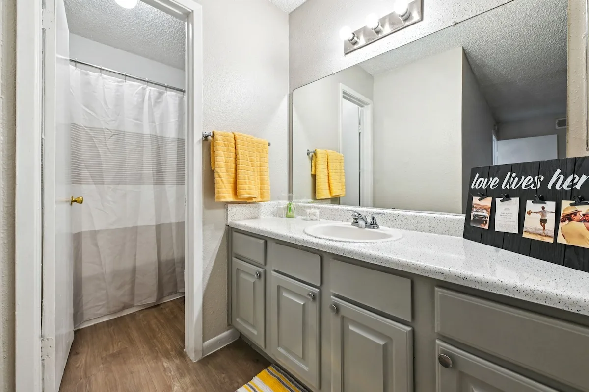 Contemporary bathroom with mirror 
