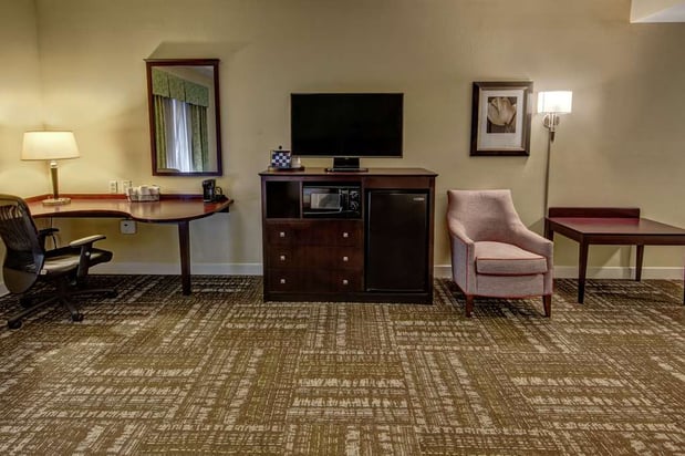 Images Hampton Inn Crossville