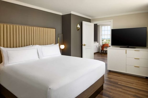 Images The Terrace Hotel Lakeland, Tapestry Collection by Hilton