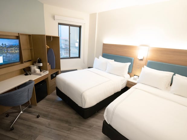 Images Even Hotel Long Island City - New York by IHG