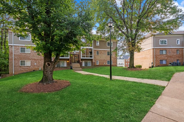Images Briarwood Apartments