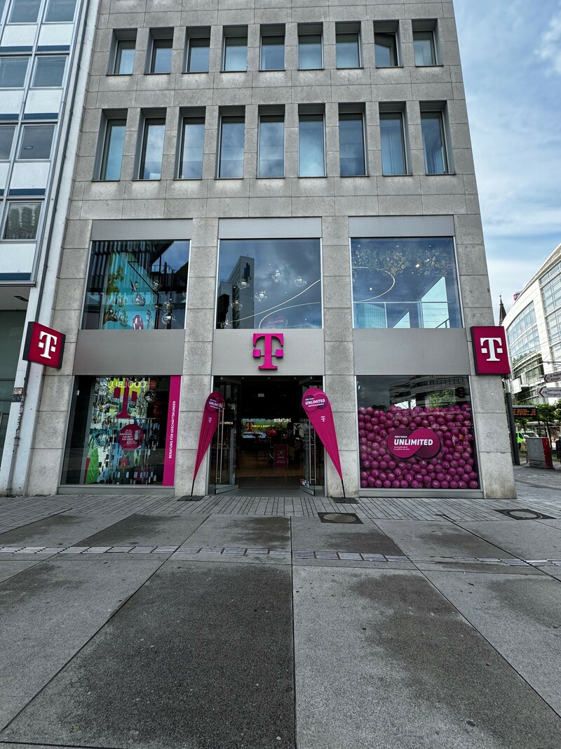 Telekom Shop in Düsseldorf - Logo