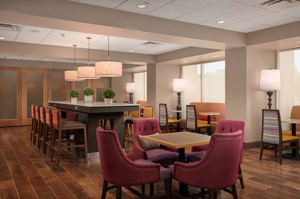 Images Hampton Inn Sherwood Portland