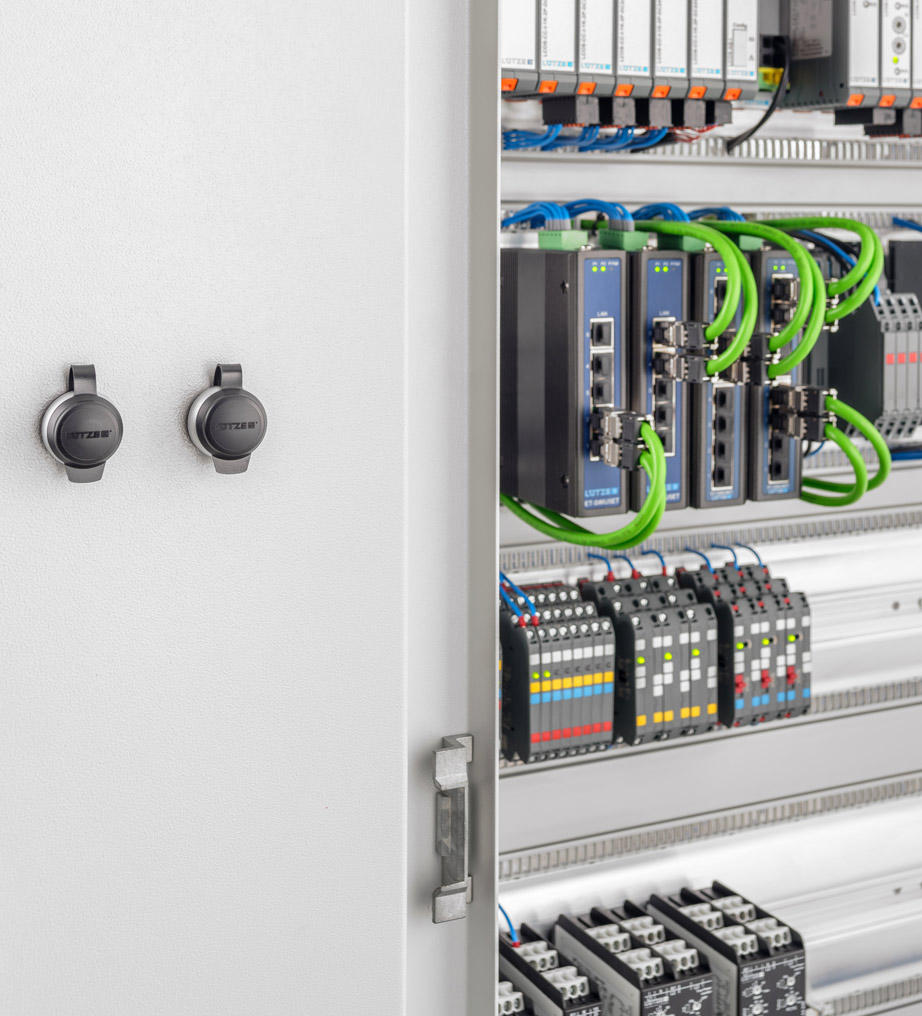 Lütze AG, Oststrasse 2 in Siebnen