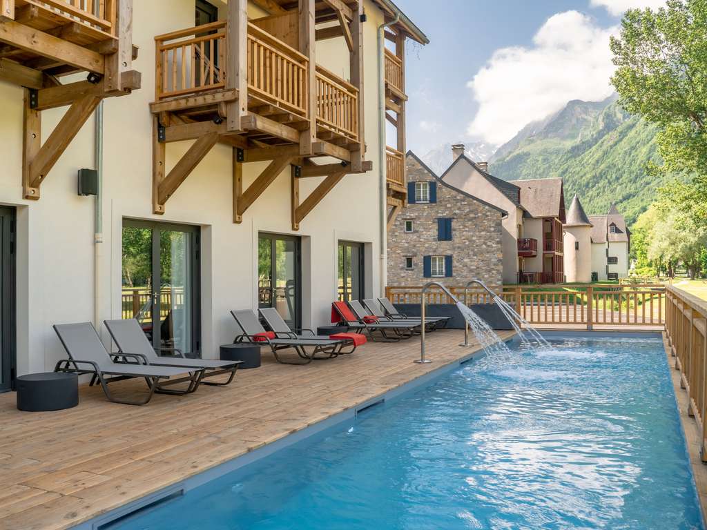 Mercure Peyragudes Loudenvielle Pyrenees