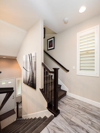 Images Jacqueline Brown - Realm Real Estate Group