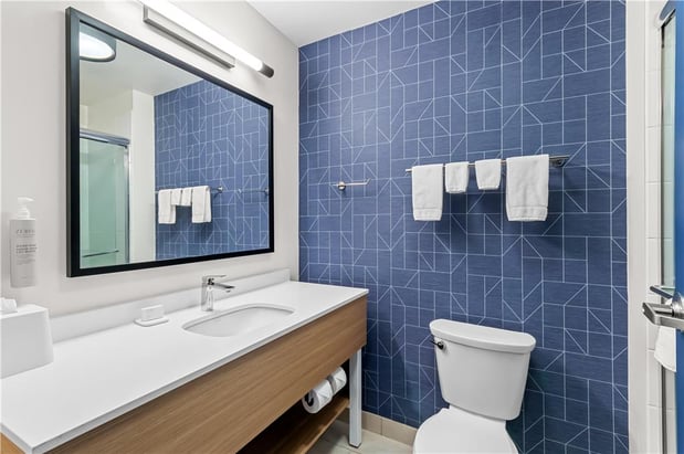 Images Spark by Hilton Victoria