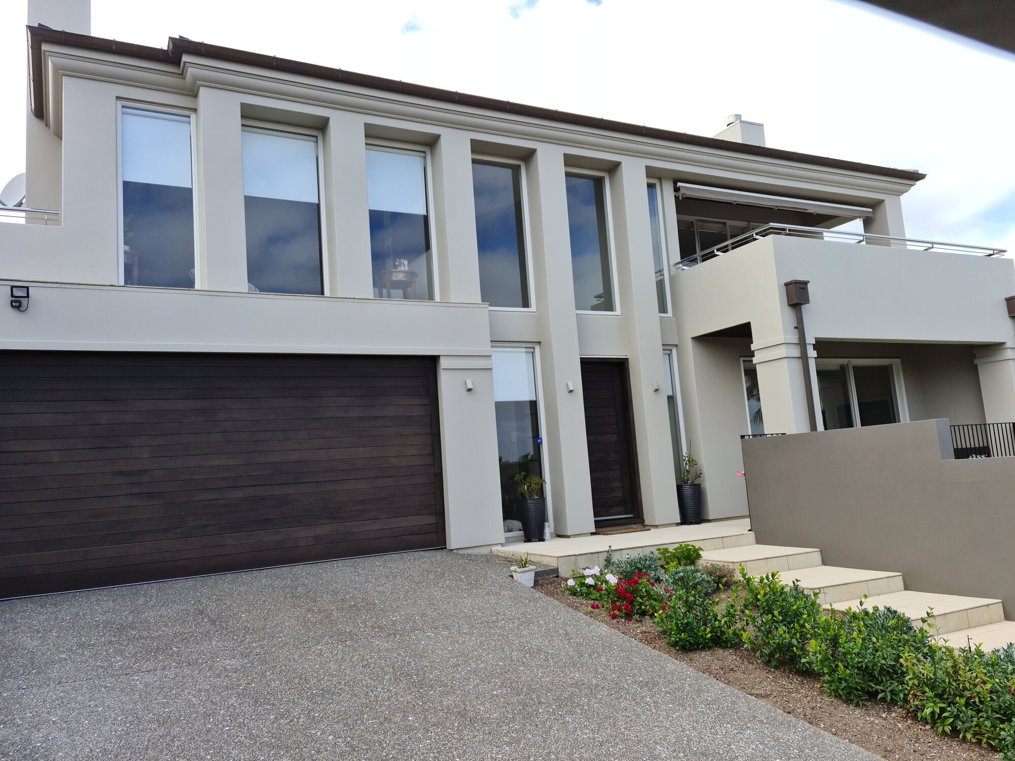 Images Tropical Painters & Decorators