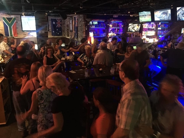Images Marina 84 Sports Bar & Grill