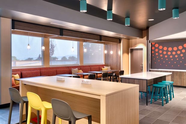 Images Tru by Hilton Clearfield Hill Air Force Base