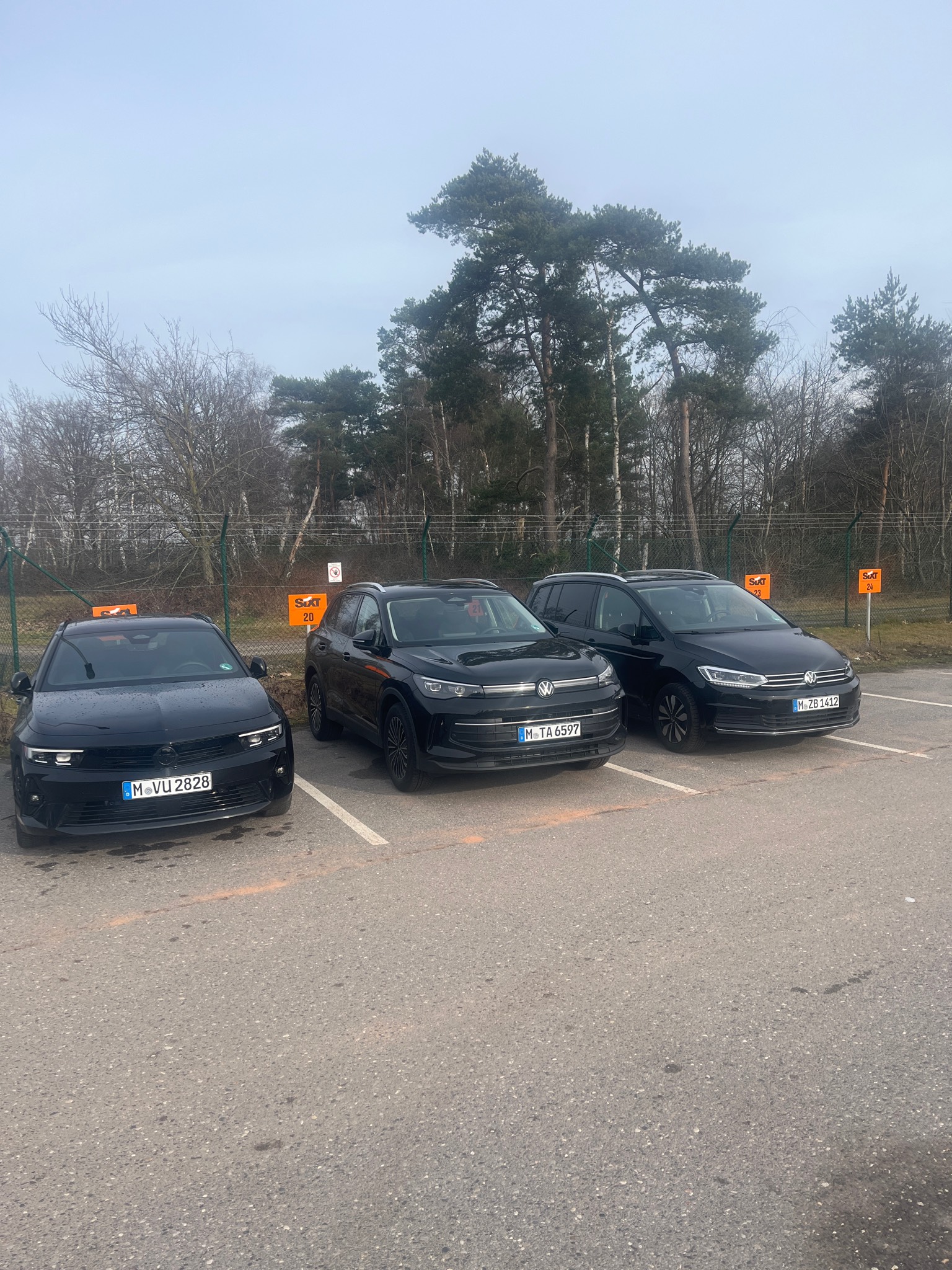 SIXT Autovermietung Weeze/Niederrhein Flughafen, Flughafen-Ring 1 in Weeze