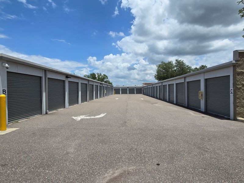 Exterior Units - Extra Space Storage at 1830 E State Road 60, Valrico, FL 33594