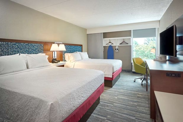 Images Hampton Inn Harrisburg West