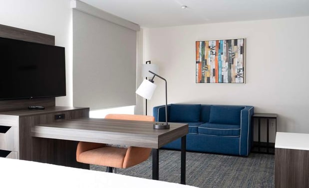 Images Hampton Inn and Suites Seal Beach