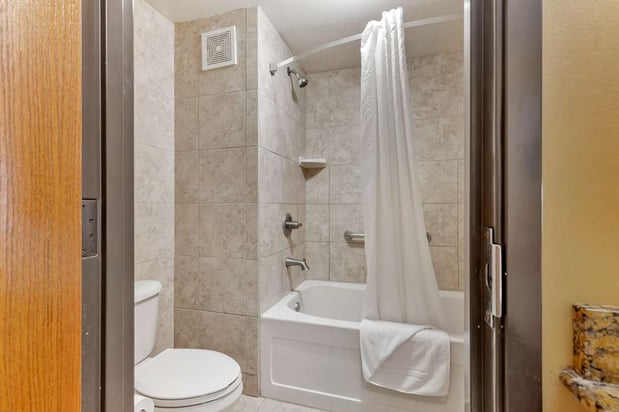 Images Best Western Plus Swiss Chalet Hotel & Suites