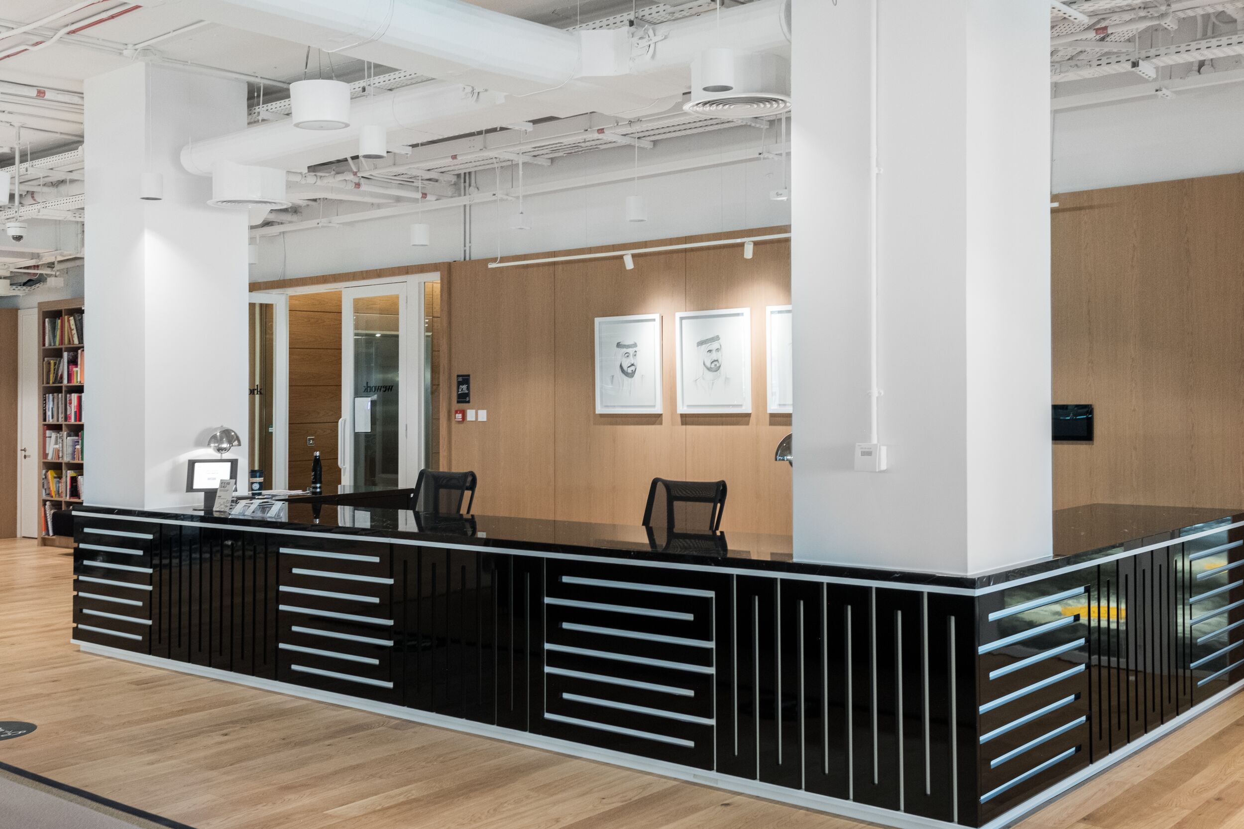 WeWork One Central Plaza 4
