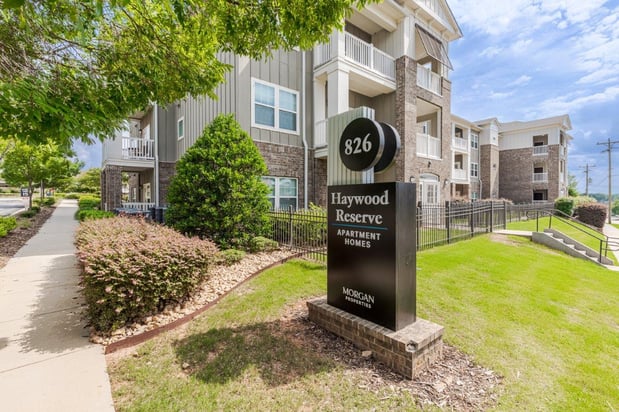 Images Haywood Reserve Apartment Homes
