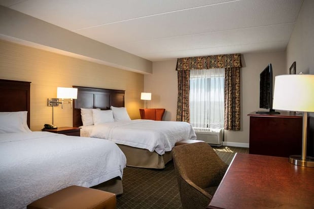 Images Hampton Inn & Suites Toledo-Perrysburg