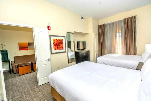 Images Staybridge Suites Houston IAH - Beltway 8 by IHG