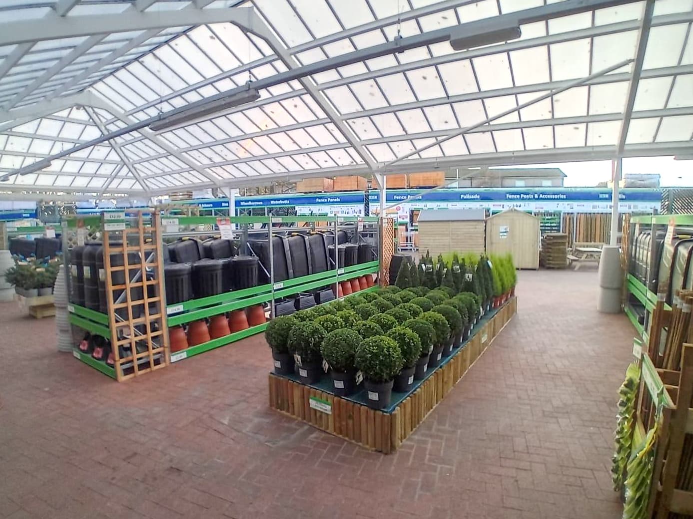 Images B&M Home Store with Garden Centre