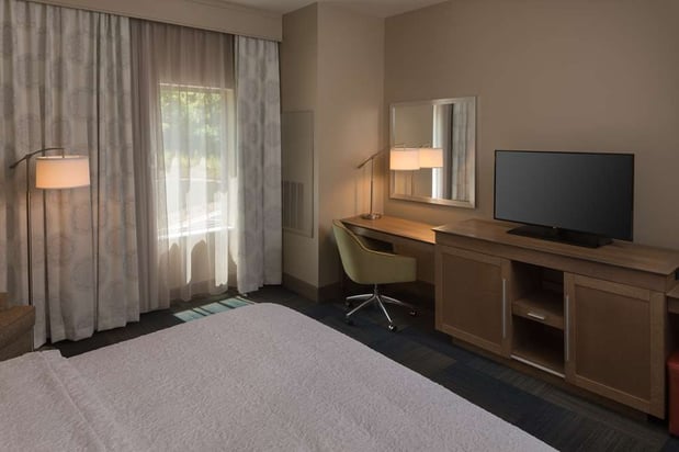 Images Hampton Inn & Suites Asheville Biltmore Village