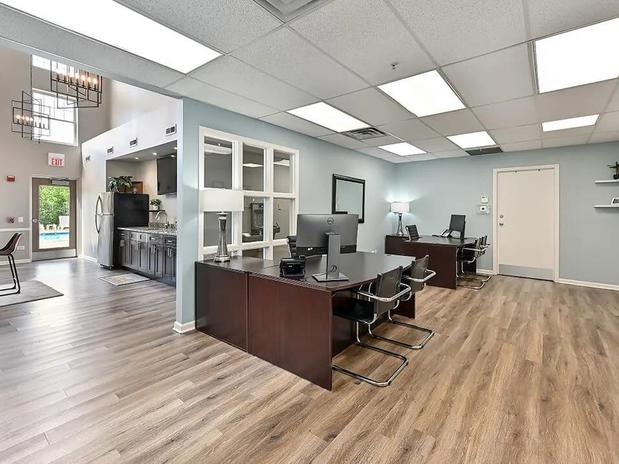 Images Reserve at Eagle Ridge Apartment Homes