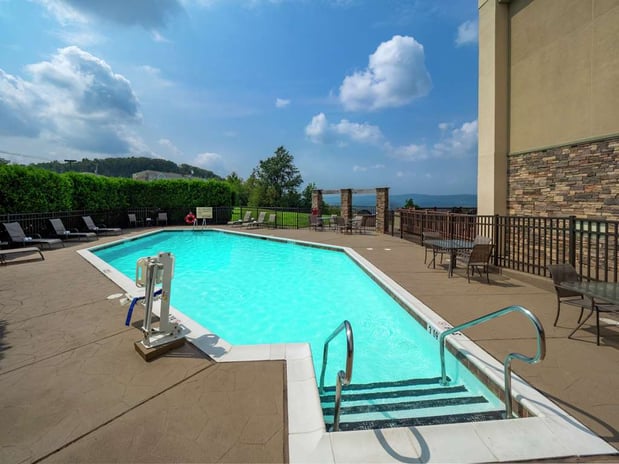 Images Hampton Inn Hazleton