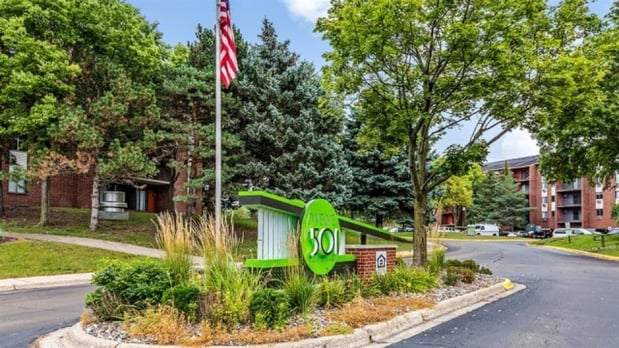 Images Twelve 501 Apartment Homes