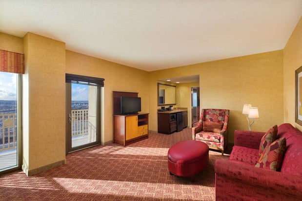 Images Embassy Suites by Hilton Charlotte Concord Golf Resort & Spa