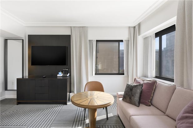 Images Capital Hilton