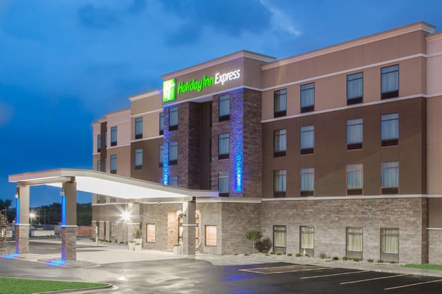 Images Holiday Inn Express Moline - Quad Cities by IHG