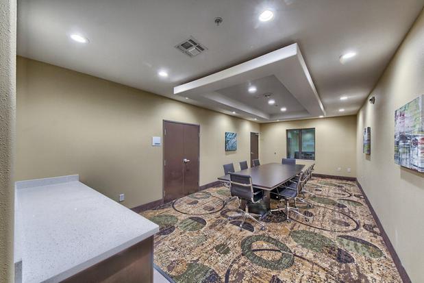 Images Holiday Inn Express & Suites Carrizo Springs by IHG