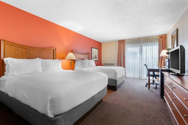 Images Holiday Inn Express Chicago-Downers Grove, an IHG Hotel