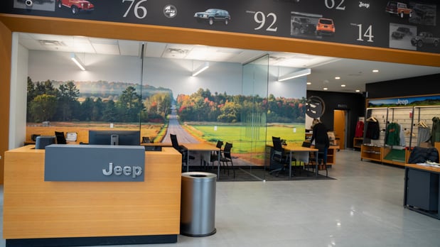 Images Russ Darrow Chrysler Dodge Jeep Ram of West Bend