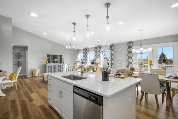 Images Rolwes Company