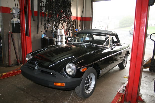 Images Rad Air Complete Car Care and Tire Center - Akron