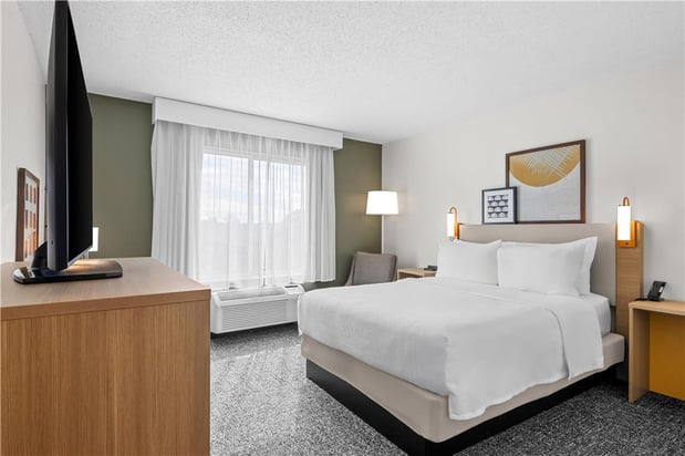 Images Spark by Hilton Traverse City