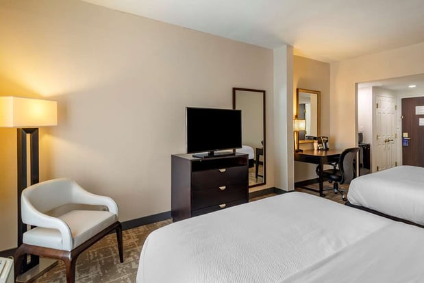 Images Best Western Plus Dalton Inn