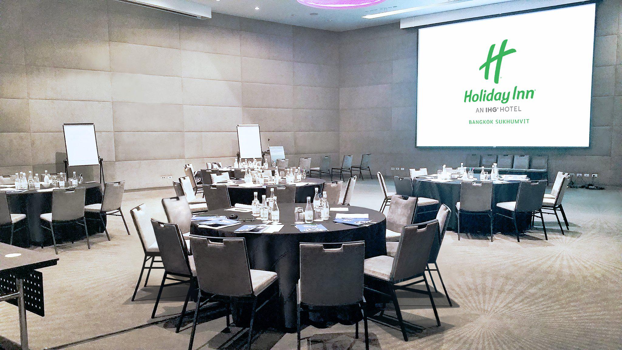 Holiday Inn Bangkok Sukhumvit by IHG