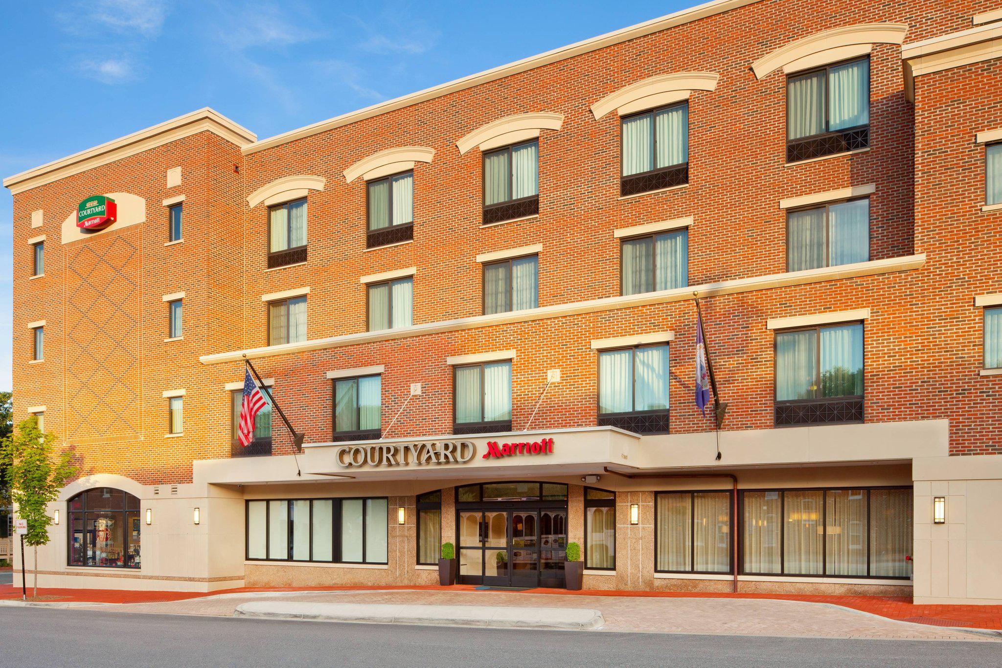 Courtyard by Marriott Fredericksburg Historic District in