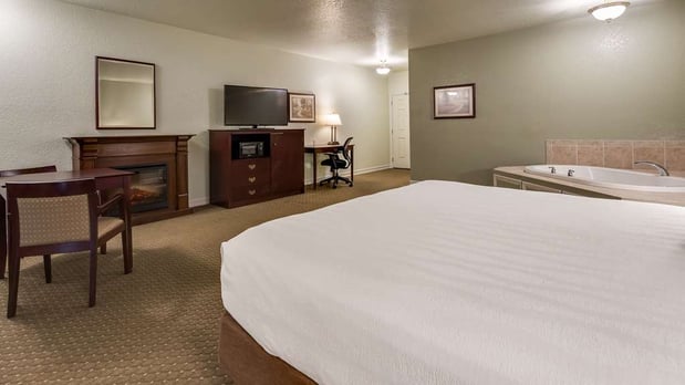 Images Best Western Plus Bayshore Inn