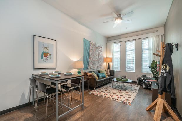 Images Arena District Apartments