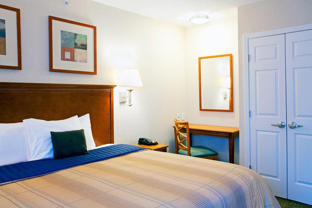 Images Candlewood Suites New Bern, an IHG Hotel