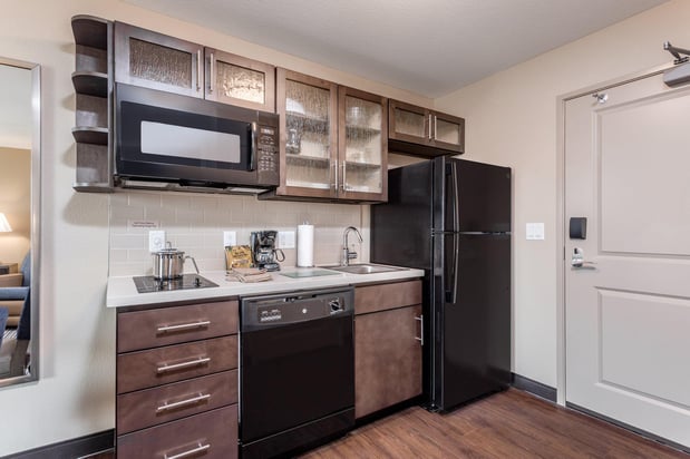 Images Candlewood Suites Eau Claire I-94 by IHG