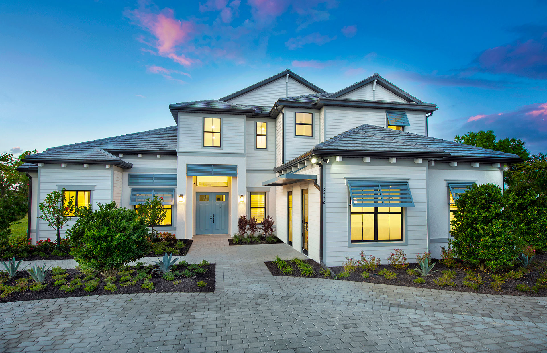 Luxury 1- & 2-Story Homes 